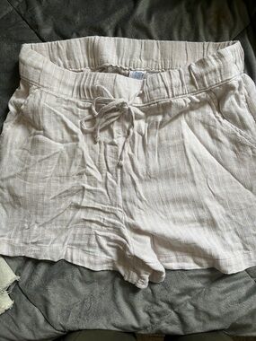 Time and Tru Cream Striped High-Waist Drawstring Shorts